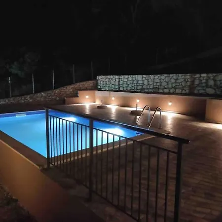 Odysseus Villa Pisaëtós
